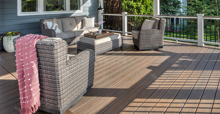 Deck Furniture Ideas to Elevate Your Outdoor Space
