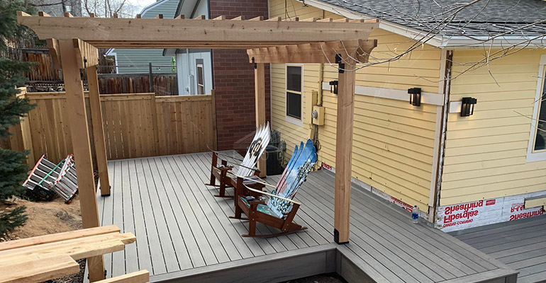 How to Remodel Your Deck Pergola?