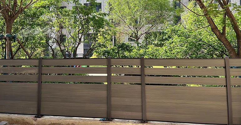 Composite-Fence-10